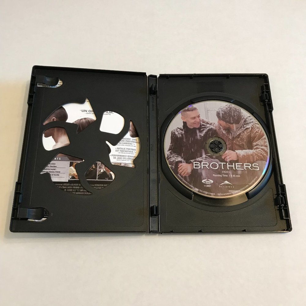 Brothers DVD - Picture 4 of 4